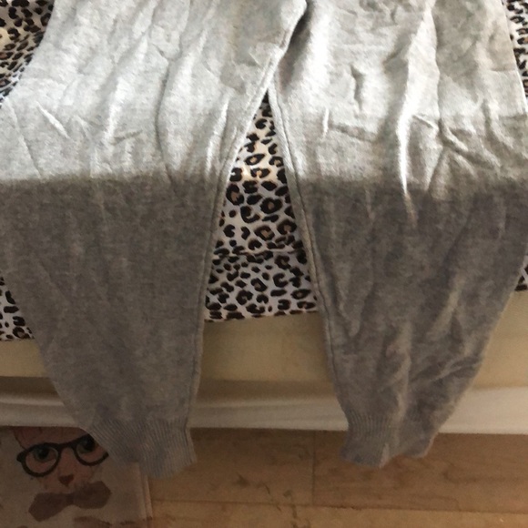 Ugg gray pants nwt sz L with drawstring - Picture 2 of 5